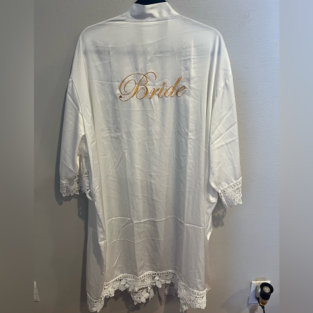 White Bridal Robe with Gold Embroidery dual tie to fit true to size. One Size